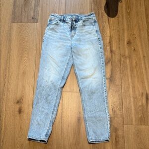 American Eagle Outfitters Light Wash Skinny Jeans